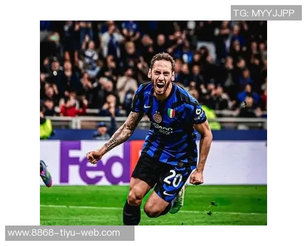 恰尔汗奥卢四场比赛打入四球荣膺国米十月最佳球员称号